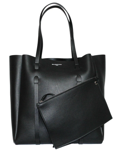 Shop Balenciaga Everyday S Tote Bag In Black