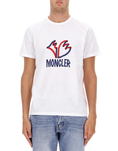 Shop Moncler Logo T In White