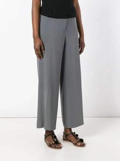 Pre-owned Giorgio Armani Pleated Cropped Trousers In Grey