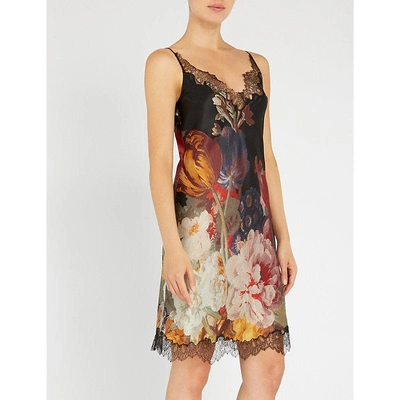 Shop Carine Gilson Floral-print Silk-satin And Lace Nightdress In Tubereuse Rouge/black