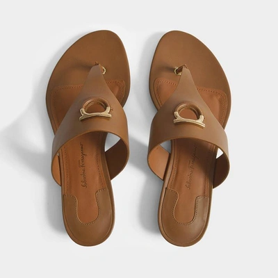 Shop Ferragamo Enfola Thong Shoes In Medium Brown Alexand Calf Leather