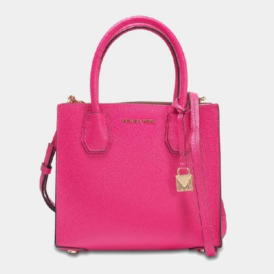 Shop Michael Michael Kors | Mercer Love Heart Studs Medium Messenger Bag In Pink