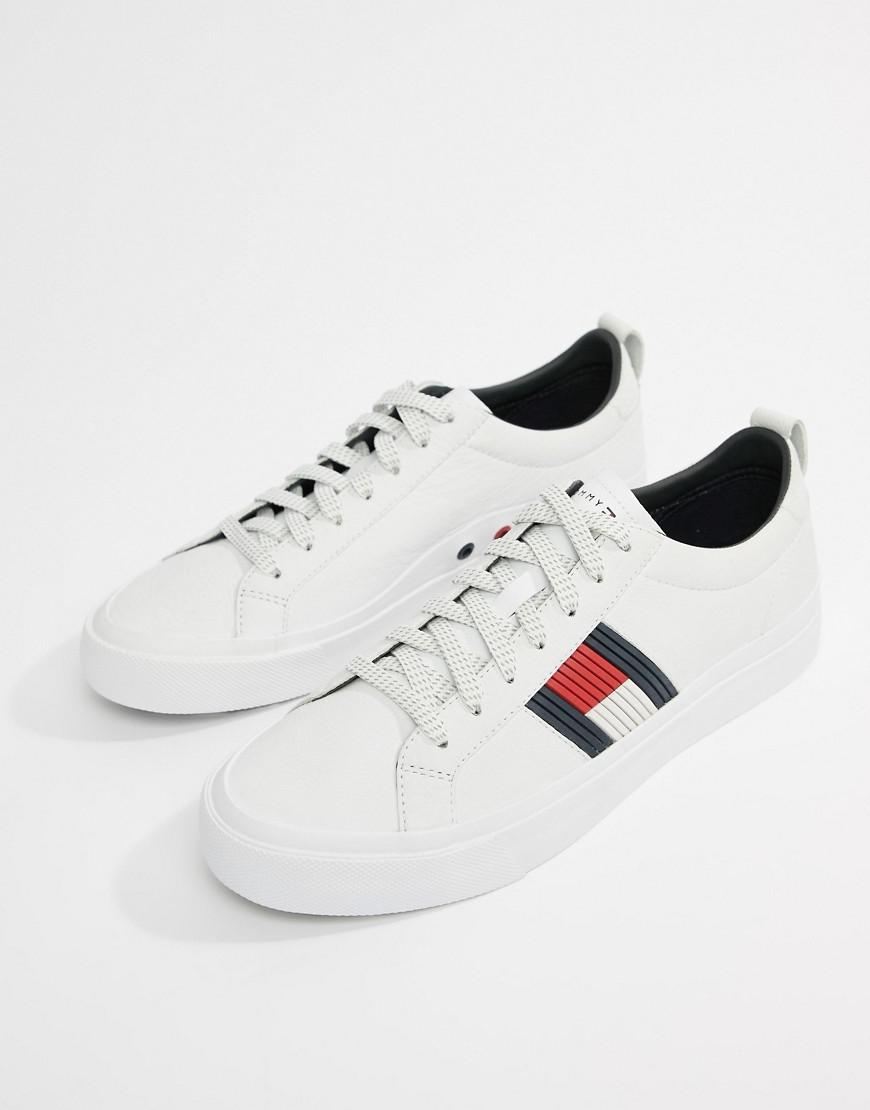 tommy hilfiger flag detail leather sneaker