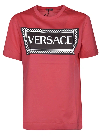 Shop Versace Logo Print T-shirt In Rosso