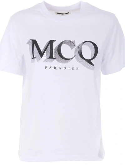 Shop Mcq By Alexander Mcqueen Mcq Alexander Mcqueen Logo Print T-shirt In Bianco