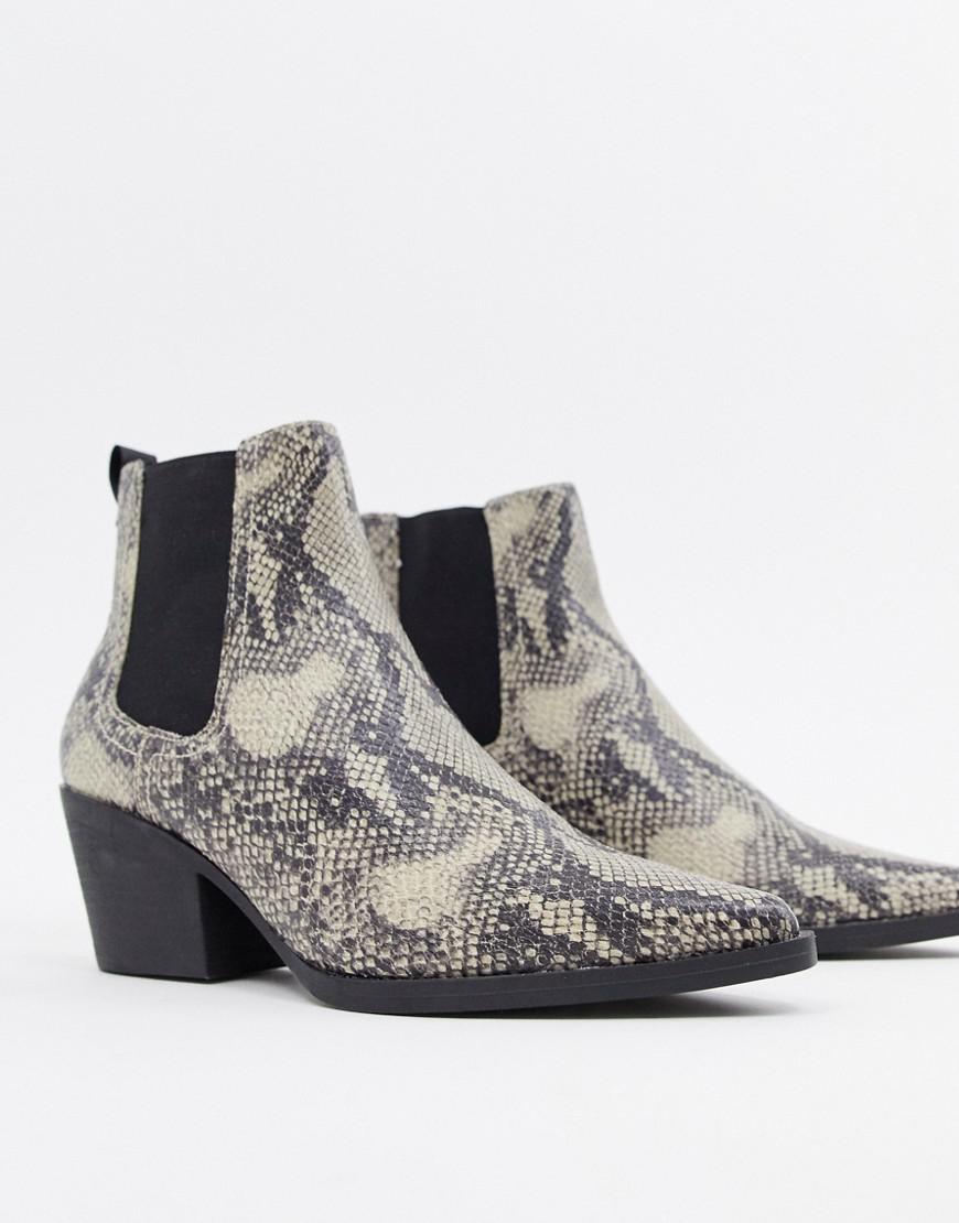 black boots new look sale