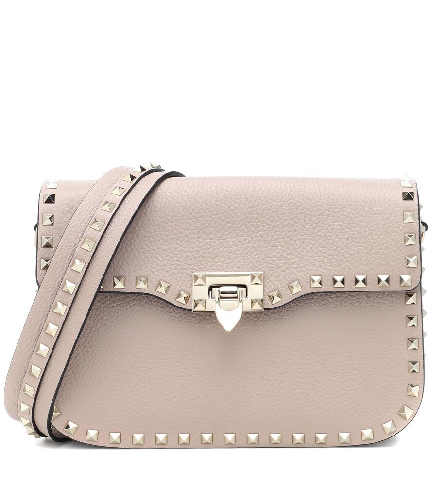 valentino garavani rockstud medium leather shoulder bag