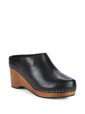 black wedge clogs