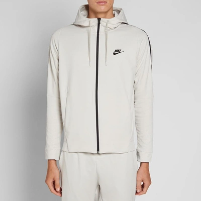 Nike tribute hotsell hooded jacket