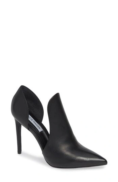Dolly pump steve madden sale