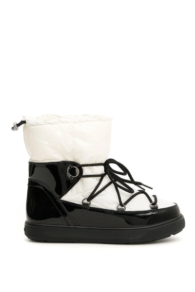 Basic Ynnaf Patent Moon Boots In Bianco