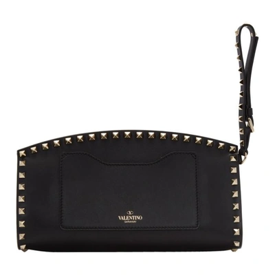 Shop Valentino Black  Garavani Rockstud Clutch In 0no Black