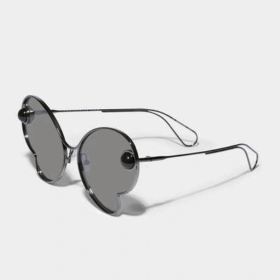 Shop Christopher Kane Sunglasses With Mirror Lenses In Ruthenium Metal