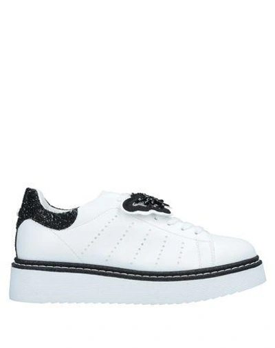 Shop Cult Woman Sneakers White Size 9 Textile Fibers