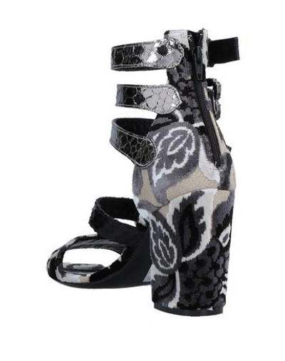 Strategia Sandals In Grey