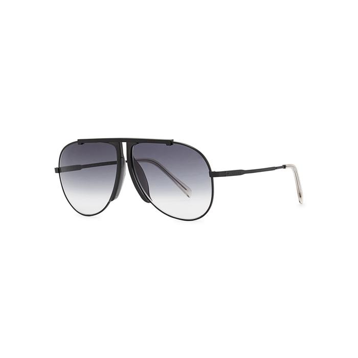 black aviator style sunglasses