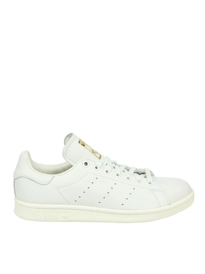Shop Adidas Originals Leather Stan Smith Sneakers In Bianco