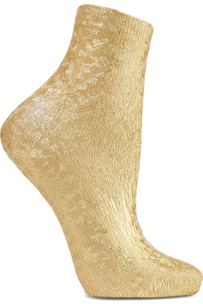 Shop Maria La Rosa Ribbed Metallic Silk-blend Socks In Gold