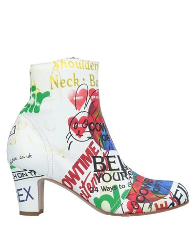 Shop Vivienne Westwood Ankle Boot In White