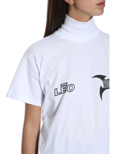 Shop Leo Short Sleeve T-shirt In Bianco/nero
