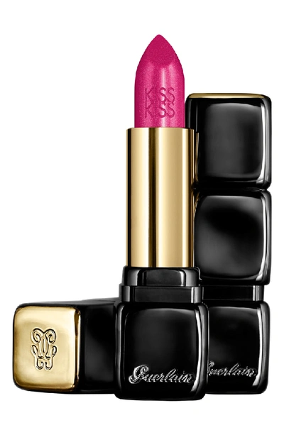 Shop Guerlain Kisskiss Creamy Satin Lipstick In 372 All About Pink