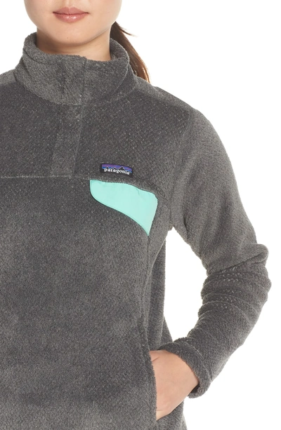 Shop Patagonia Re-tool Snap-t Fleece Pullover In Ink Black W/ Vjosa Green X-dye