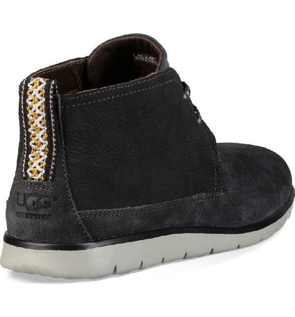 ugg freamon waterproof chukka