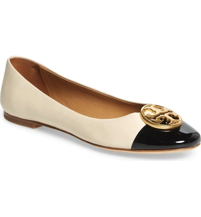 Shop Tory Burch Chelsea Cap Toe Ballet Flat In New Cream/ Perfect Black