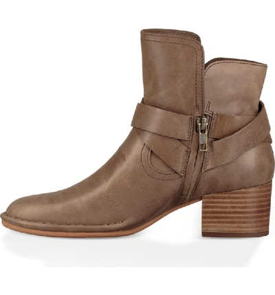 ugg elysian boot