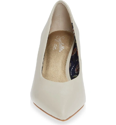 Shop Seychelles Cave Pump In White Leather