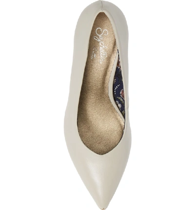 Shop Seychelles Cave Pump In White Leather