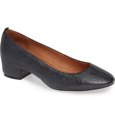 Shop Gentle Souls By Kenneth Cole Priscille Pump In Black Metallic Leather