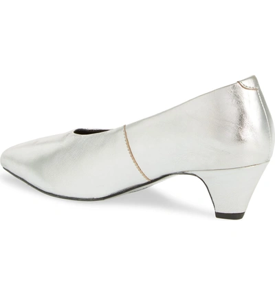 Shop Seychelles Delta Pump In Silver Leather