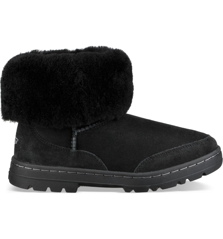 ultra revival genuine shearling short boot