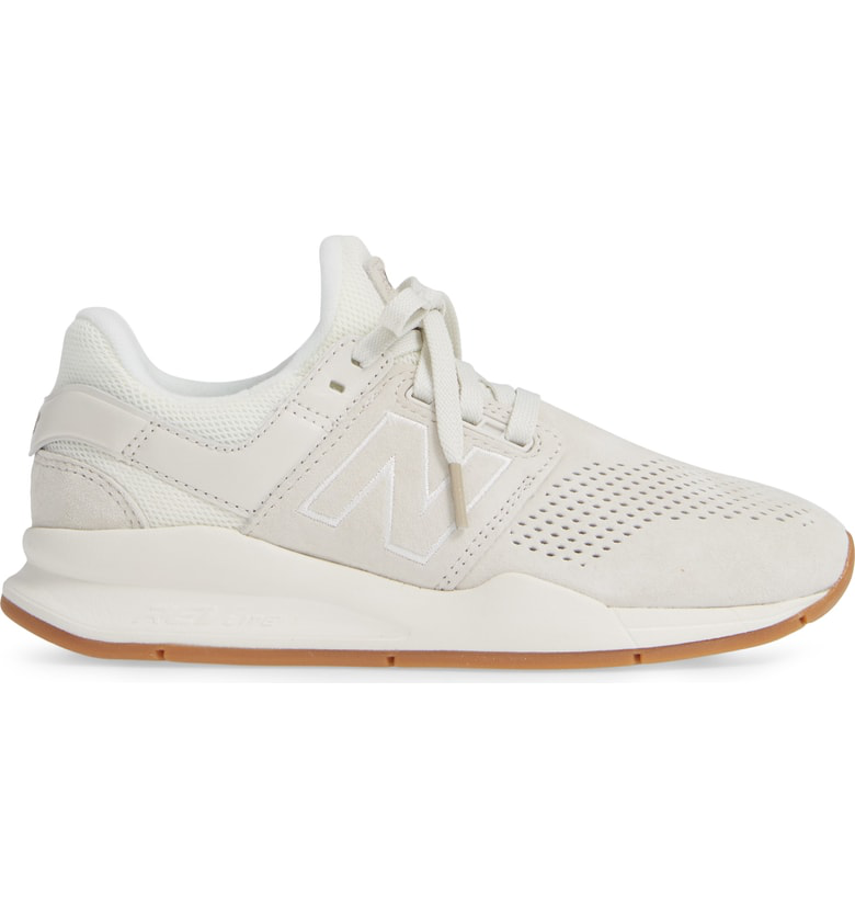 white new balance 247