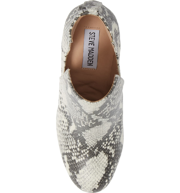 nayna bootie steve madden