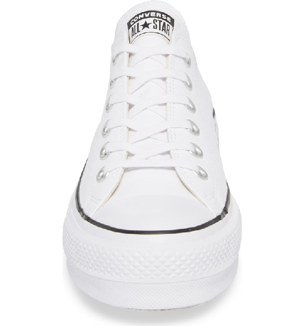 chuck taylor white leather low top