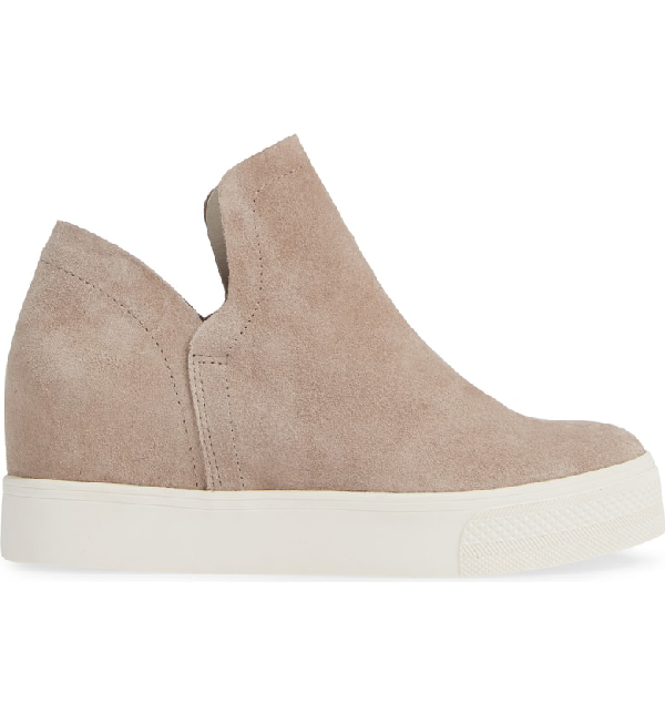 steve madden wrangle sneaker taupe