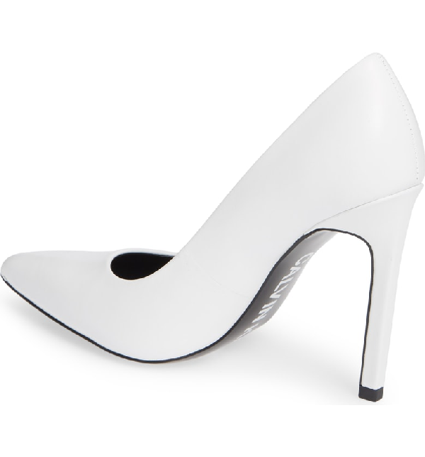 calvin klein paige pump