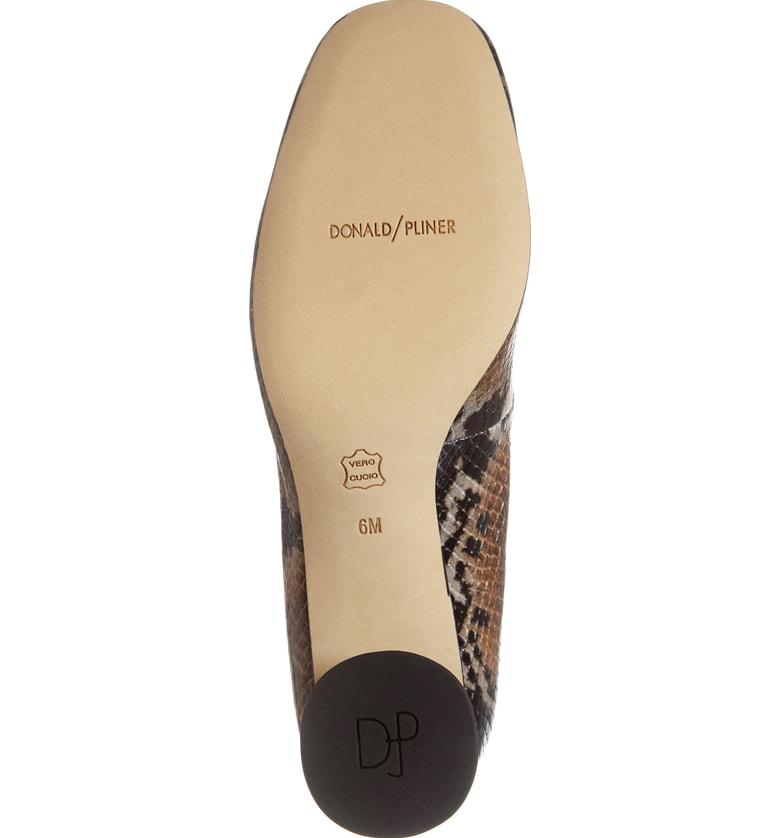 donald pliner camy pump