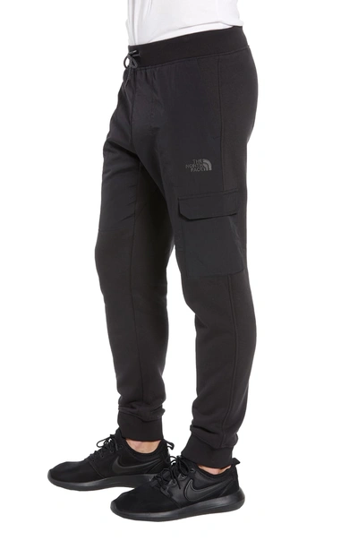 Alphabet City Fleece Cargo Pants In Tnf Black