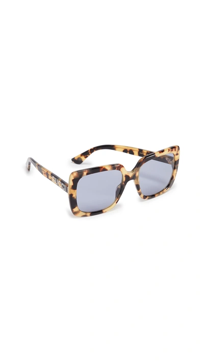 Shop Gucci Acetate Square Sunglasses In Blonde/havana