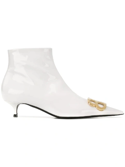 Shop Balenciaga Bb Patent Boots - White