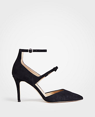 ann taylor black pumps