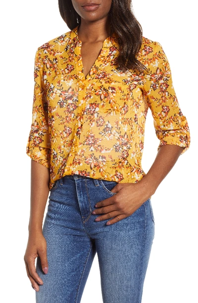Shop Kut From The Kloth Jasmine Top In Snow Flower Gold