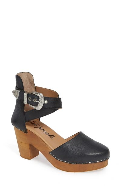 Shop Free People Andorra Clog In Black