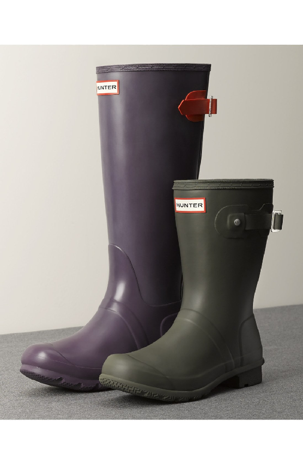 hunter rain boots black grape