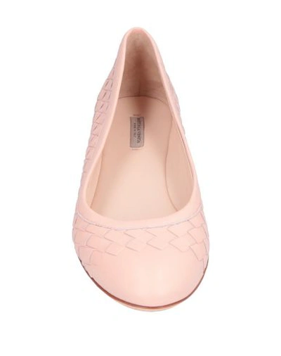 Shop Bottega Veneta Ballet Flats In Pale Pink