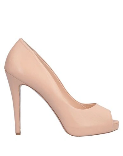 Shop Albano Pump In Pale Pink