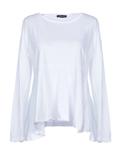 Shop Anneclaire T-shirt In White